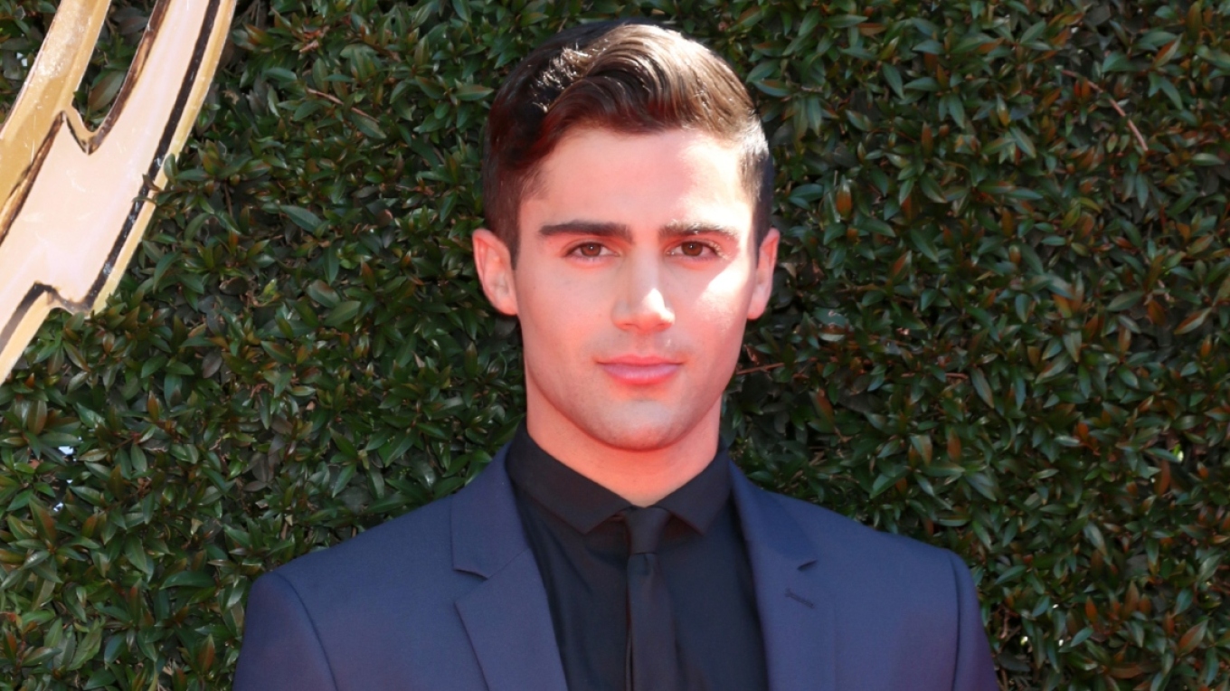 Μαξ Έριχ: Ο διάσημος ηθοποιός οδηγείται σε κέντρο απεξάρτησης μετά τον ξυλοδαρμό της μητέρας του