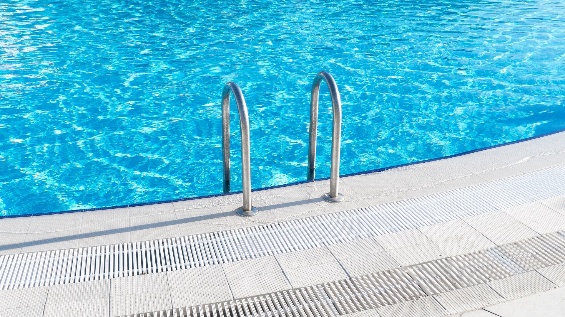 Πνιγμός 6χρονου στη Σαντορίνη: Οι υπεύθυνοι του ξενοδοχείου κατηγορούνται για ανθρωποκτονία από αμέλεια