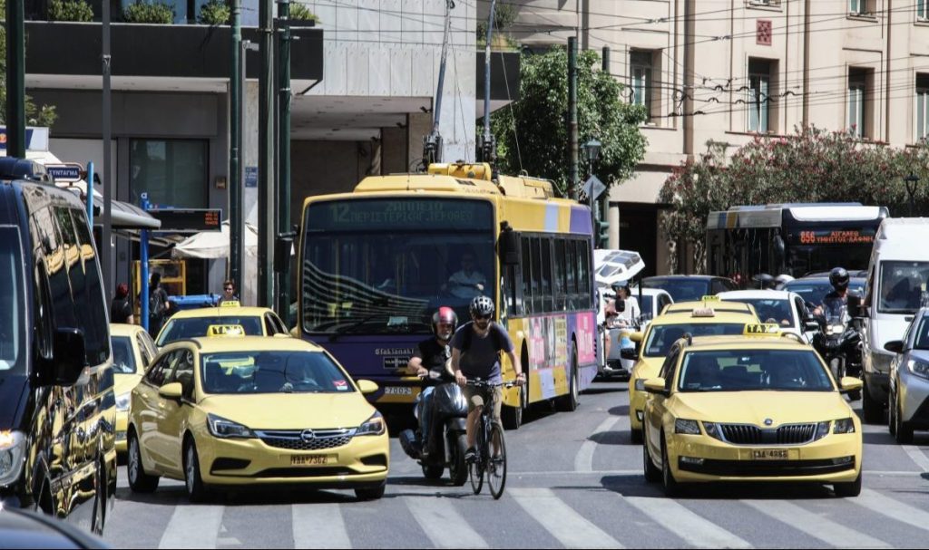 Απεργία 14ης Οκτωβρίου: Δείτε πώς θα κινηθούν αύριο τα ΜΜΜ – Τι ισχύει με τα ταξί