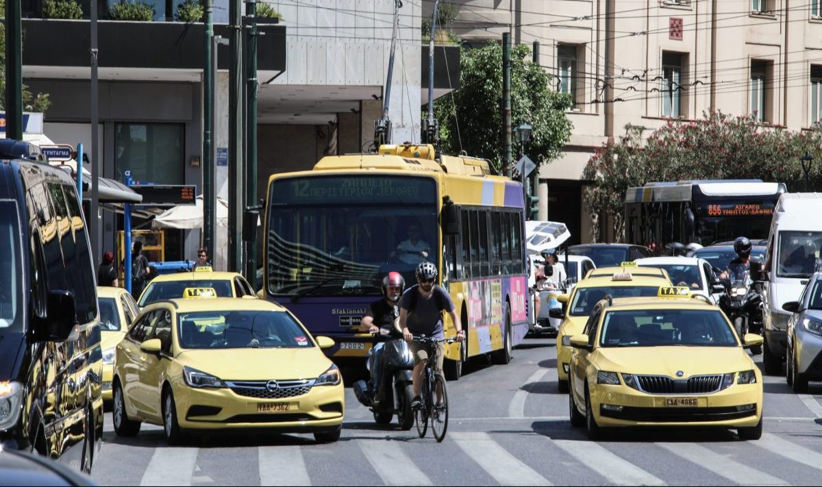 Απεργία 14ης Οκτωβρίου: Δείτε πώς θα κινηθούν αύριο τα ΜΜΜ – Τι ισχύει με τα ταξί