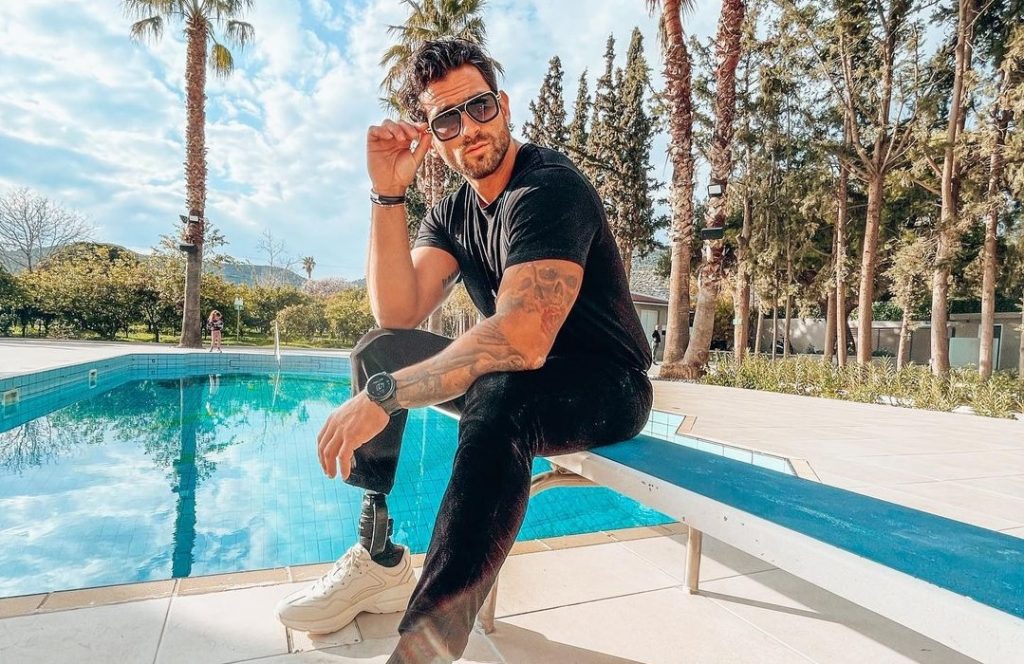 Ε.Παύλου: «Σαν σήμερα πριν από 13 χρόνια με πυροβόλησαν και ακρωτηριάστηκε το πόδι μου»