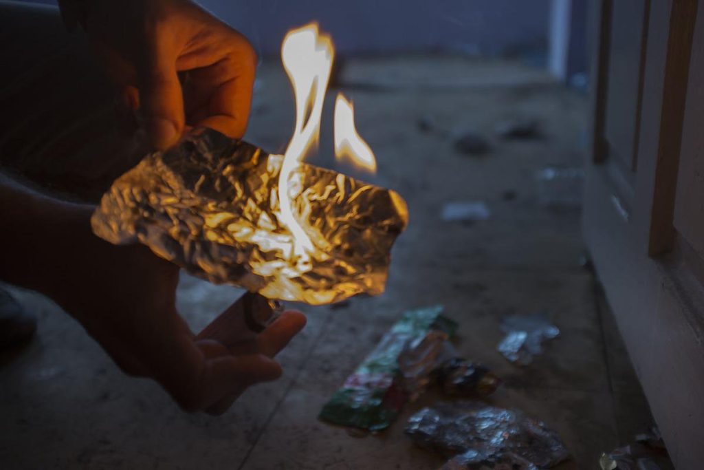 Πατήσια: Τι είναι η ναρκωτική ουσία «μπονσάι» που κάπνιζε ο 27χρονος Αιγύπτιος δίπλα στο βρέφος