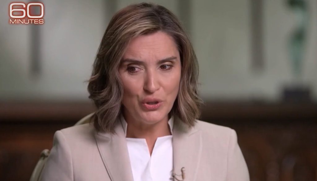 Μάργκαρετ Μπρέναν: Ποια είναι η δημοσιογράφος του CBS, που παρουσίασε τον  αλ Σάρα ως τον μετριοπαθή ηγέτη