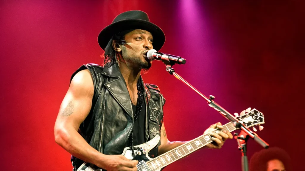 D’Angelo: Πέθανε από καρκίνο στο πάγκρεας ο 51χρονος εμβληματικός καλλιτέχνης της R&B