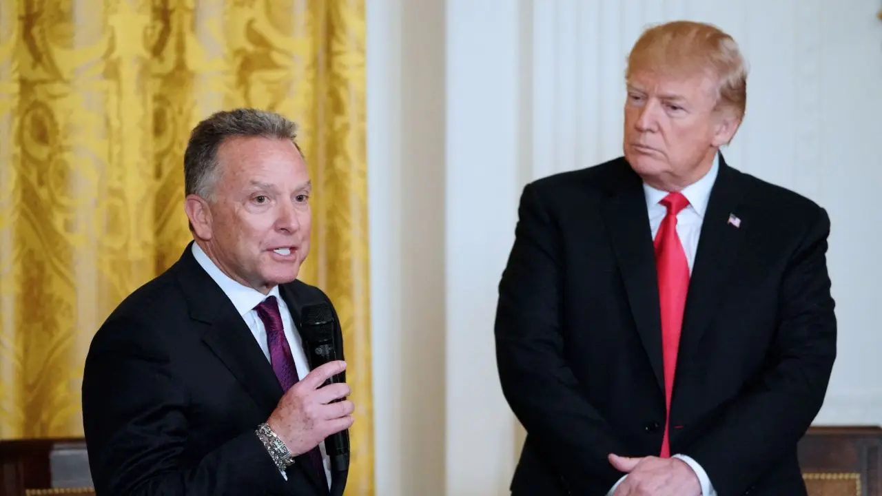 N.Tραμπ για Σ.Γουίτκοφ: «Είναι πολύ καλός διαπραγματευτής – Μιλούσε στο τηλέφωνο με τον Β.Πούτιν πάνω από 5 ώρες»