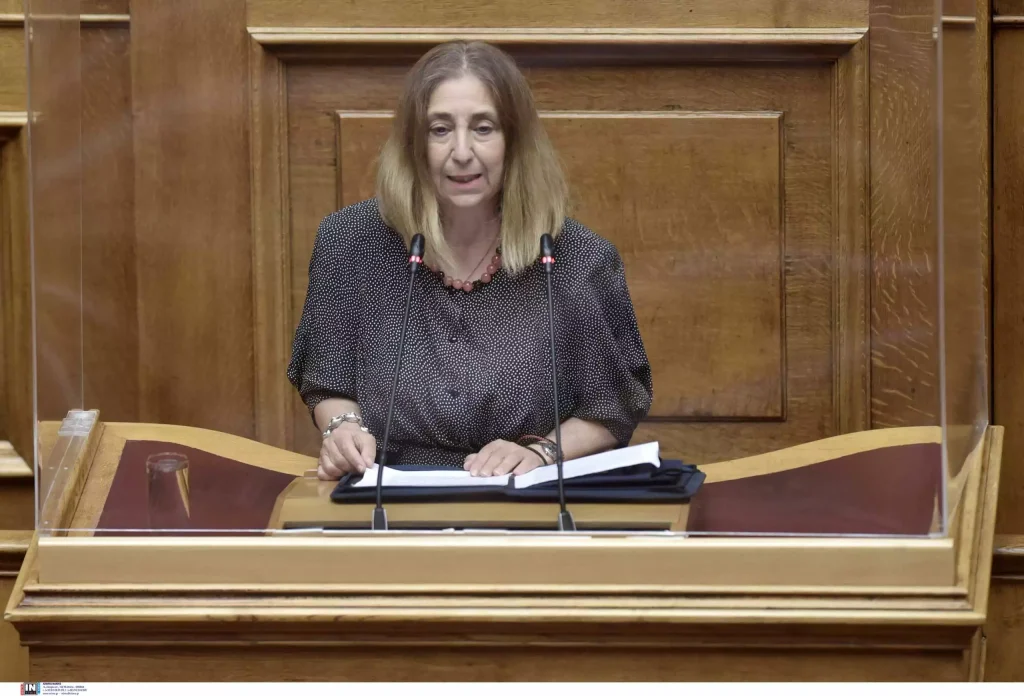 Βουλή: Λιποθυμικό επεισόδιο είχε η βουλευτής της Ελληνικής Λύσης Μαρία Αθανασίου