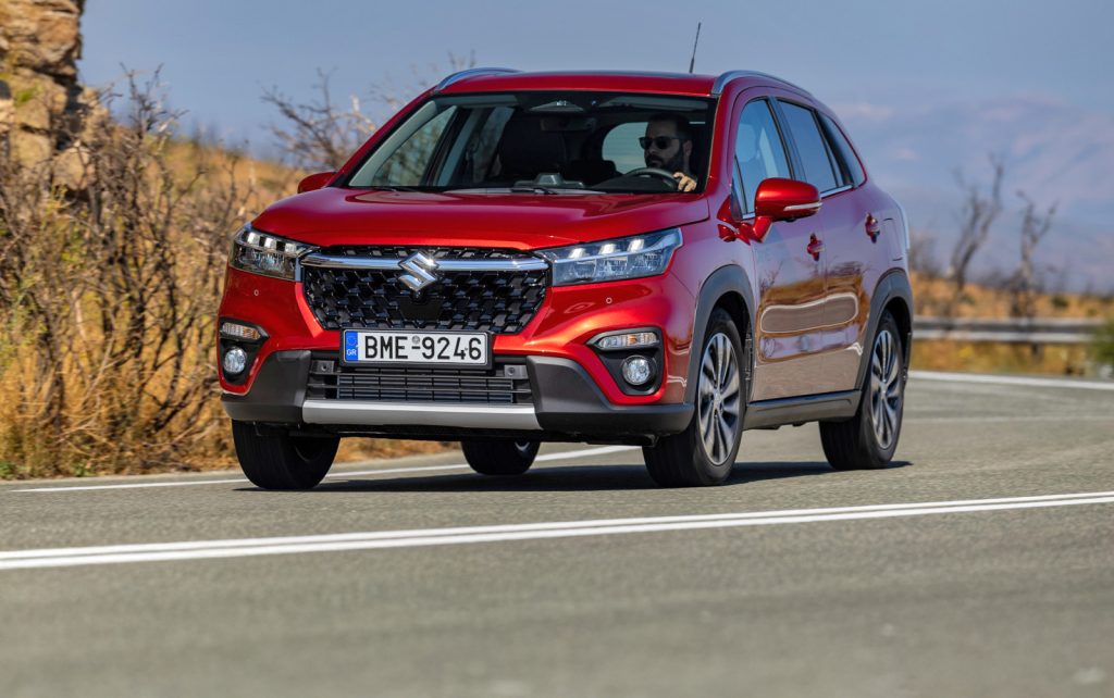Δοκιμάζουμε το νέο Suzuki S-Cross 1.4 Hybrid