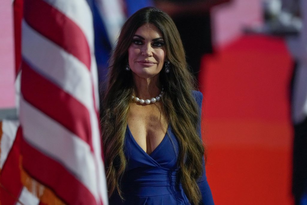 Κ.Γκιλφόιλ: Οι φωτογραφίες που δημοσίευσε από το γκαλά της Ελληνικής Πρωτοβουλίας στο Λονδίνο