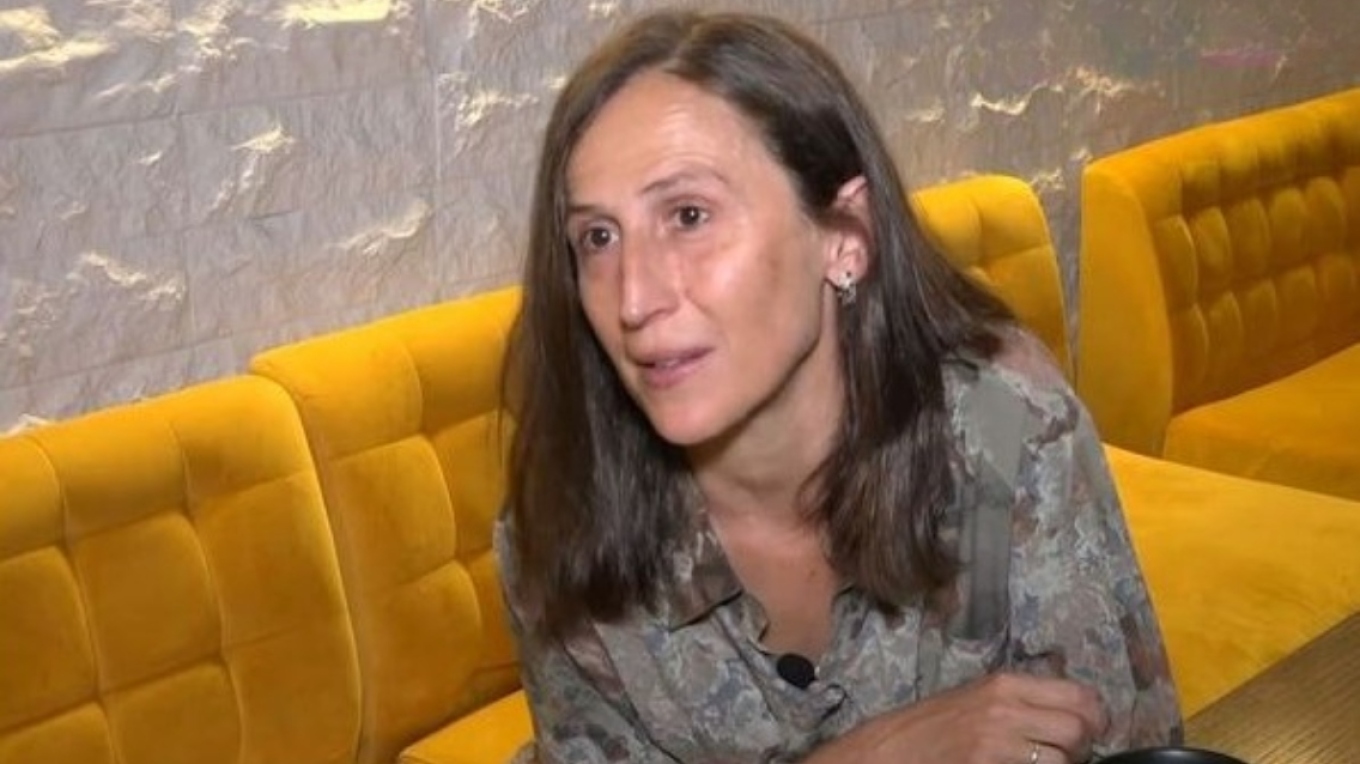 Γιούλη Τσαγκαράκη: H ηθοποιός συγχώρησε τους γονείς της για την κακοποίηση που είχε δεχτεί (βίντεο)