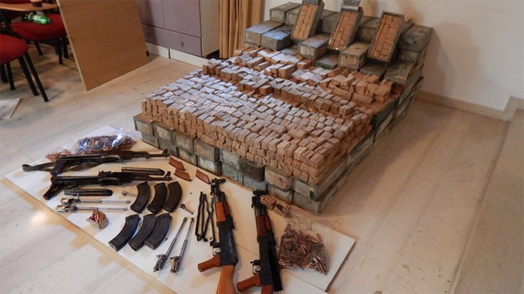 Χανιά: Διακόπηκε εκ νέου η δίκη για την εισαγωγή όπλων και 120.000 σφαιρών Καλάσνικοφ από την Αλβανία