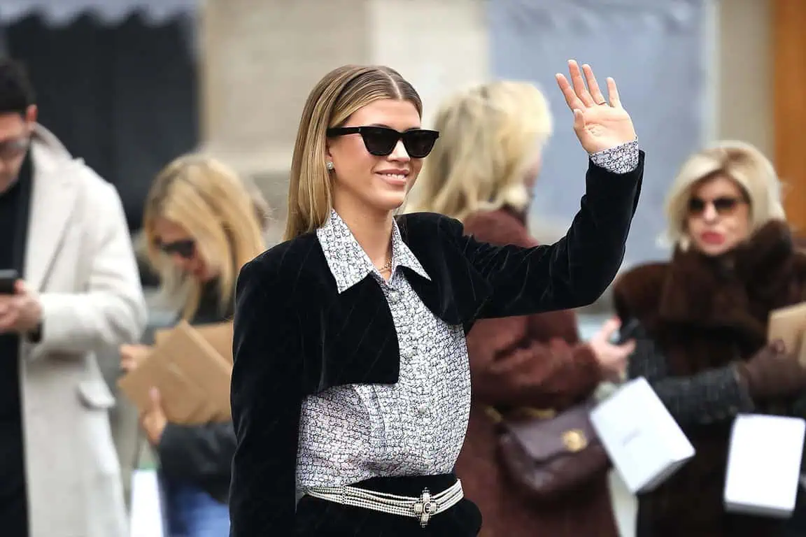 Σε «πελάγη» ευτυχίας η Σοφία Ρίτσι: Το 27χρονο μοντέλο ποζάρει με φουσκωμένη κοιλίτσα περιμένοντας το 2ο παιδί της