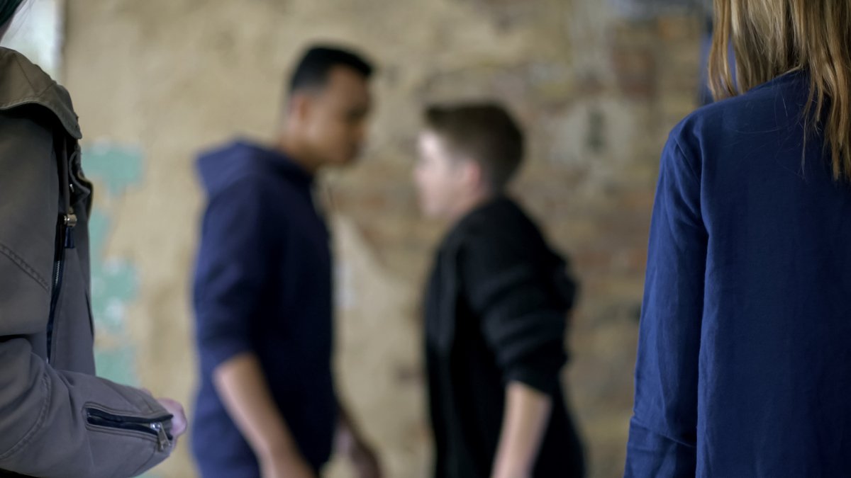 Θεσσαλονίκη: 15χρονος κατηγορείται για ξυλοδαρμό συνομήλικού του – Τον παρενόχλησε μαζί με μια 13χρονη Αλβανίδα