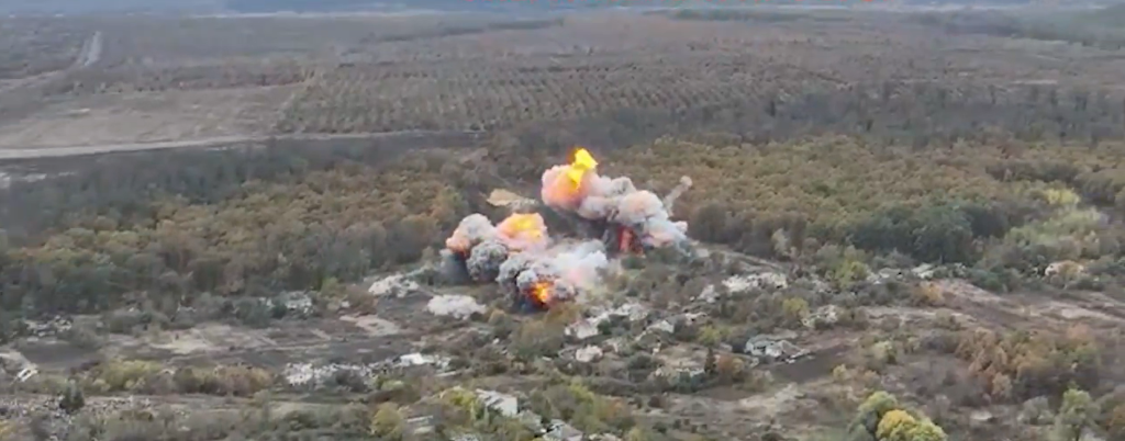 Βίντεο: Ρωσική OFZAB-500 έπληξε θέση προσωρινής ανάπτυξης της 144ης ταξιαρχίας των ουκρανικών δυνάμεων