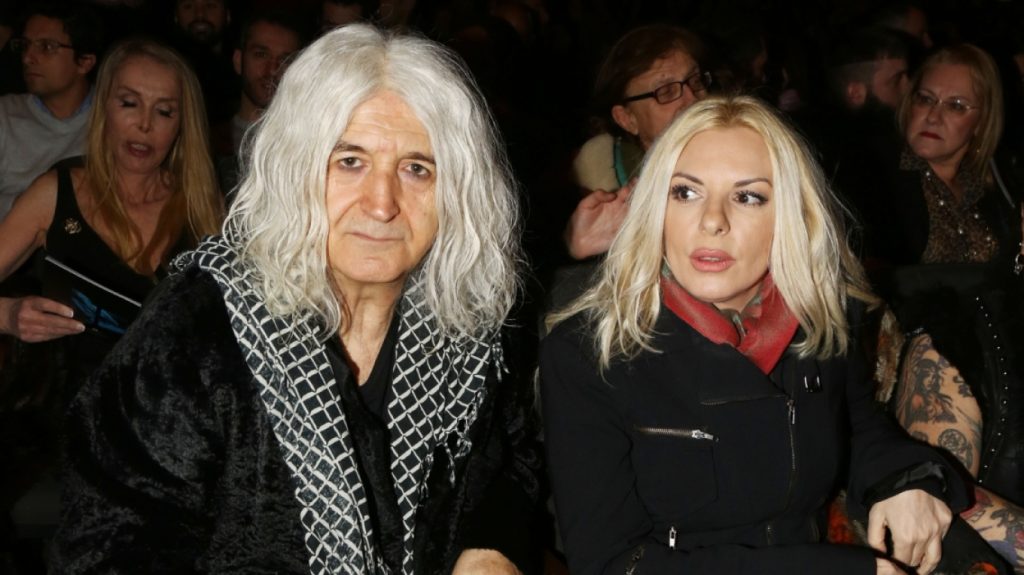 Ενοχλήθηκε η Αννίτα Πάνια με ερώτηση δημοσιογράφου: «Σου φαίνομαι εκπρόσωπος Τύπου του Ν.Καρβέλα;» (βίντεο)