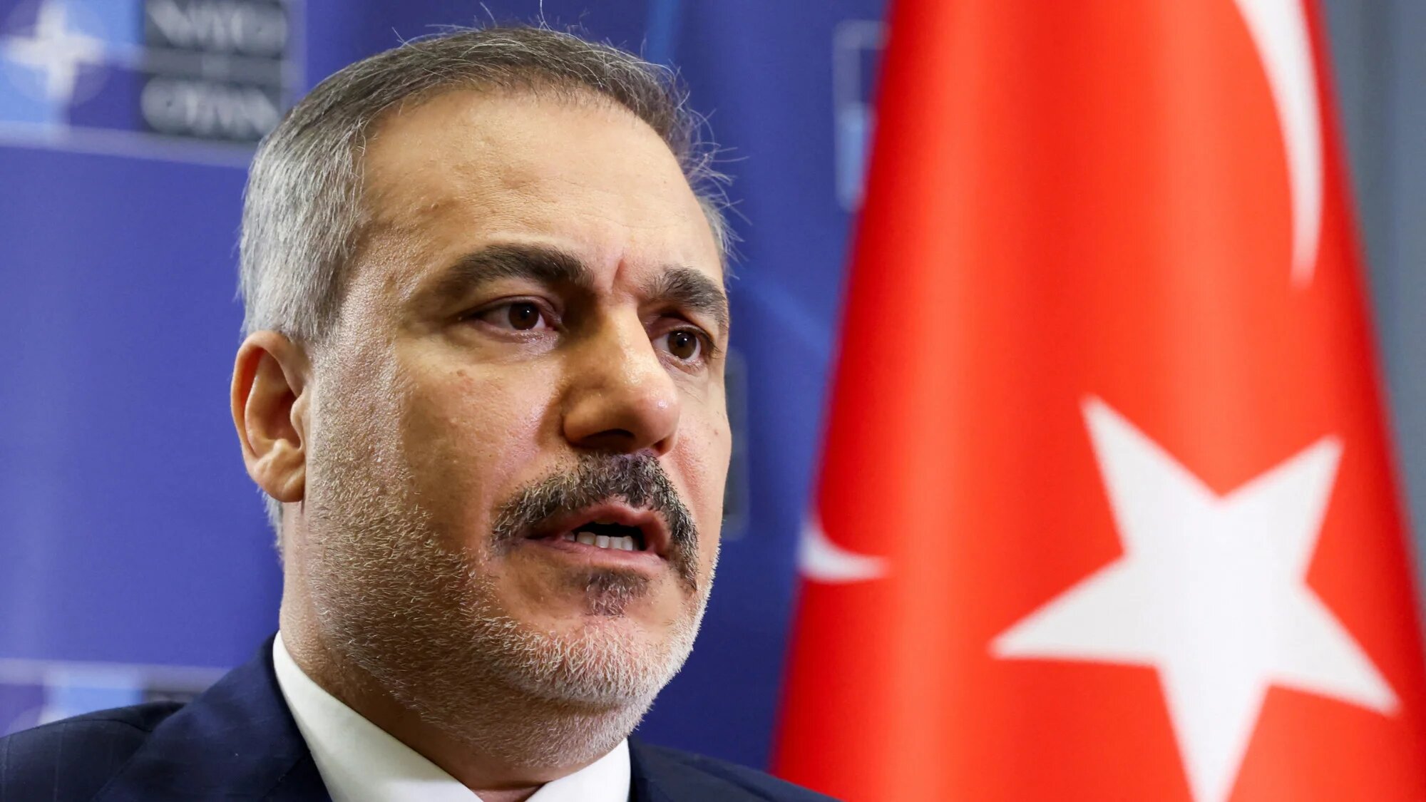 Ο Χακάν Φιντάν απειλεί την Κύπρο: «Τα όπλα είναι η δουλειά μας –  Μην κάνουν καμιά τρέλα»