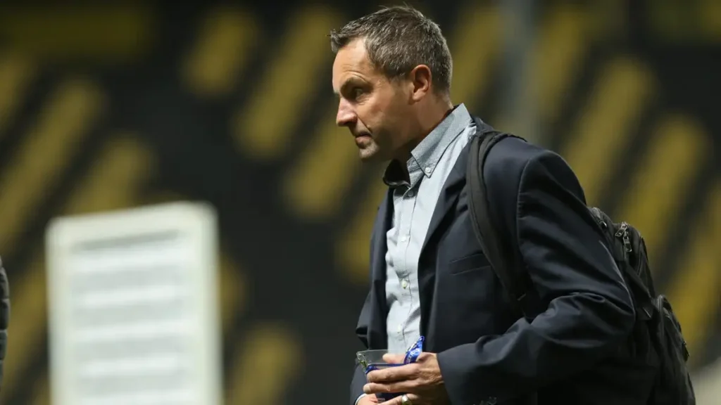 Στεφάν Λανουά: Προπηλάκισαν τον πρόεδρο της ΚΕΔ λίγο πριν το ματς της ΑΕΚ με τον ΠΑΟΚ