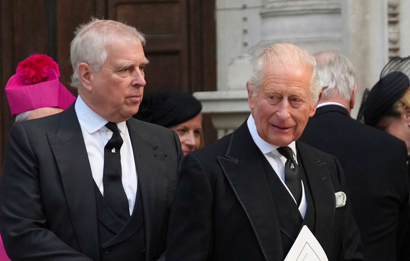 Πρίγκιπας Άντριου: Κινδυνεύει με 15 χρόνια φυλάκισης – Έβαλε τον σωματοφύλακά του να βρει στοιχεία της Τζιουφρέ