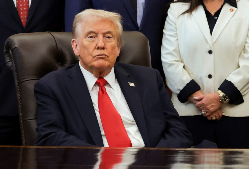 Ν.Τραμπ για Χαμάς: «Αν δεν τηρήσουν την συμφωνία εκεχειρίας στη Γάζα θα τους εξαλείψουμε»