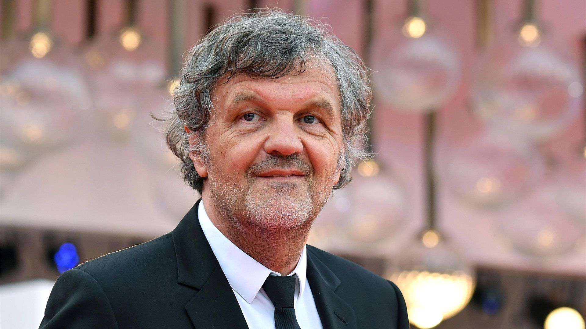 Εμίρ Κουστουρίτσα: «Η woke ατζέντα είναι κατασκεύασμα της CIA για να μειωθεί ο παγκόσμιος πληθυσμός»