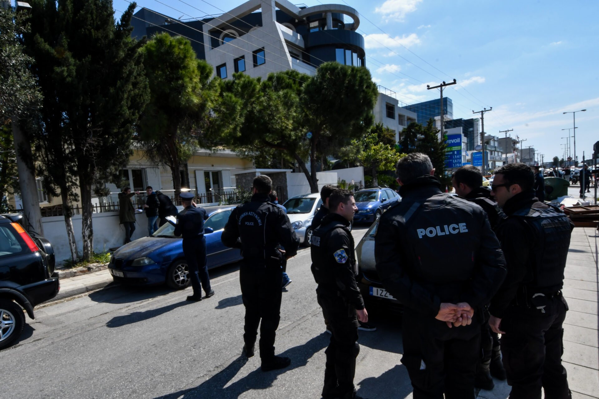 Τρίκαλα: Ο 18χρονος έπνιξε τη μητέρα του την ώρα που έβλεπε τηλεόραση! – «Ήθελα καιρό να τη σκοτώσω» (upd)