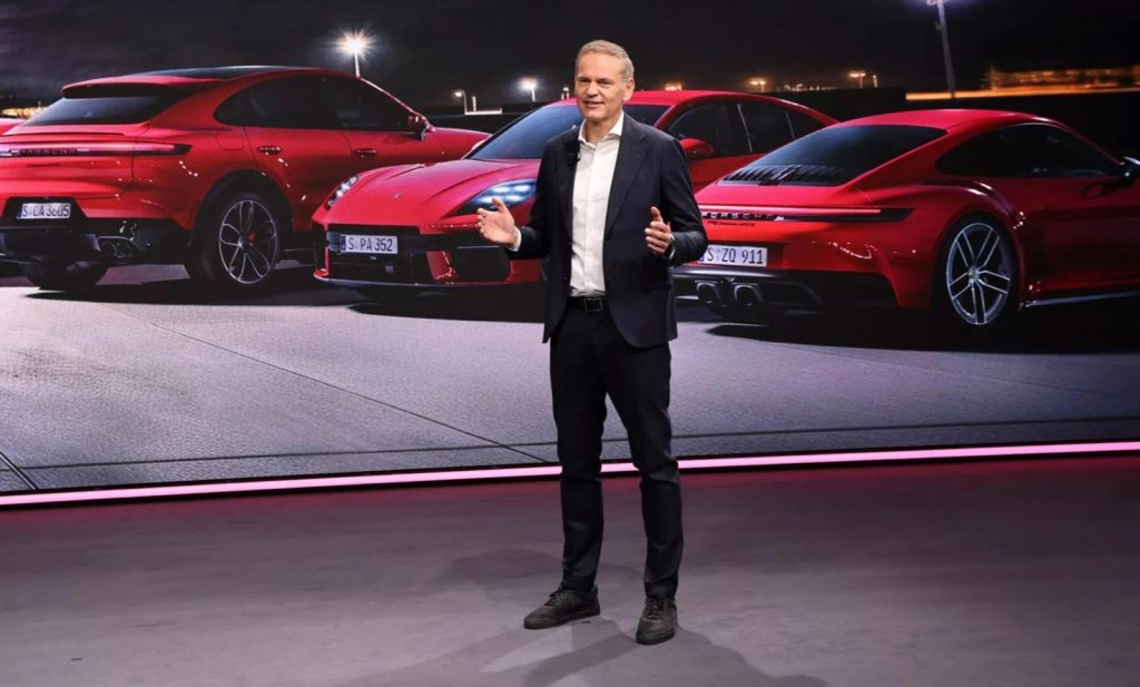 Porsche: Αλλαγή σκυτάλης, πρόταση εξαγοράς από τη Rimac