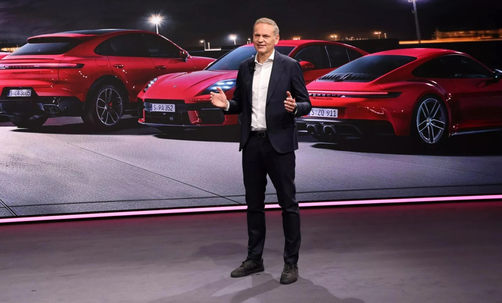 Porsche: Αλλαγή σκυτάλης, πρόταση εξαγοράς από τη Rimac