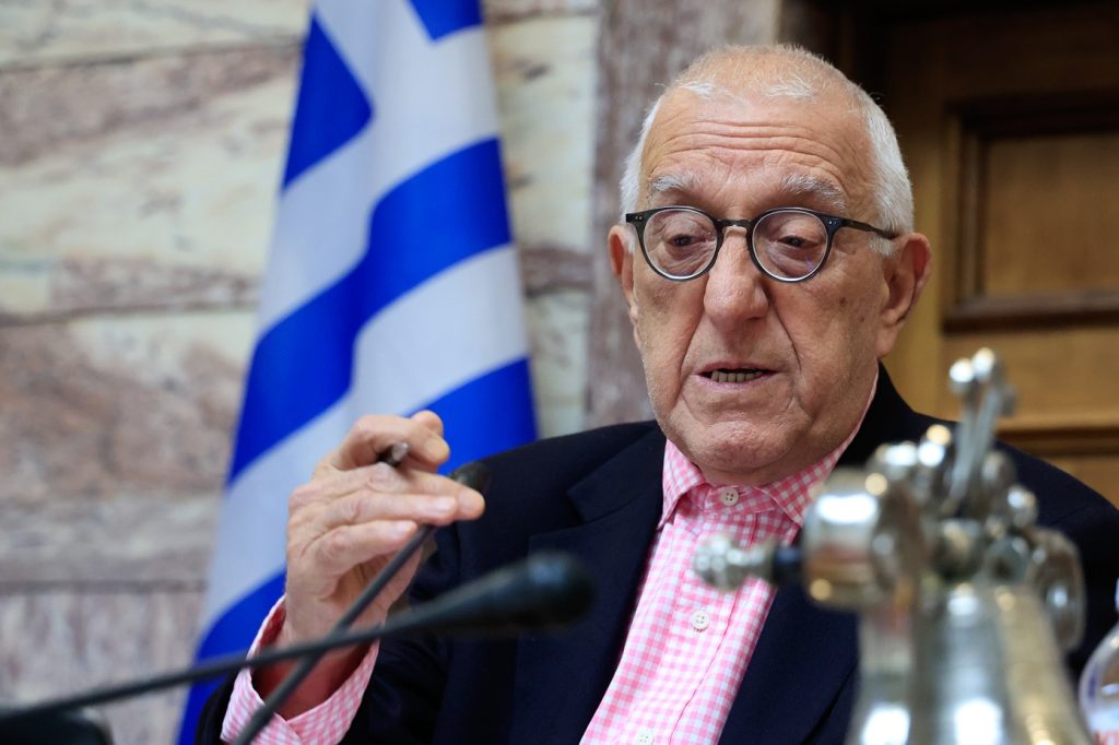 Ο Ν.Κακλαμάνης αποκάλυψε την βεντέτα μεταξύ του Κ.Βελόπουλου και της οικογένειας του ανεξάρτητου βουλευτή Κ.Φλώρου