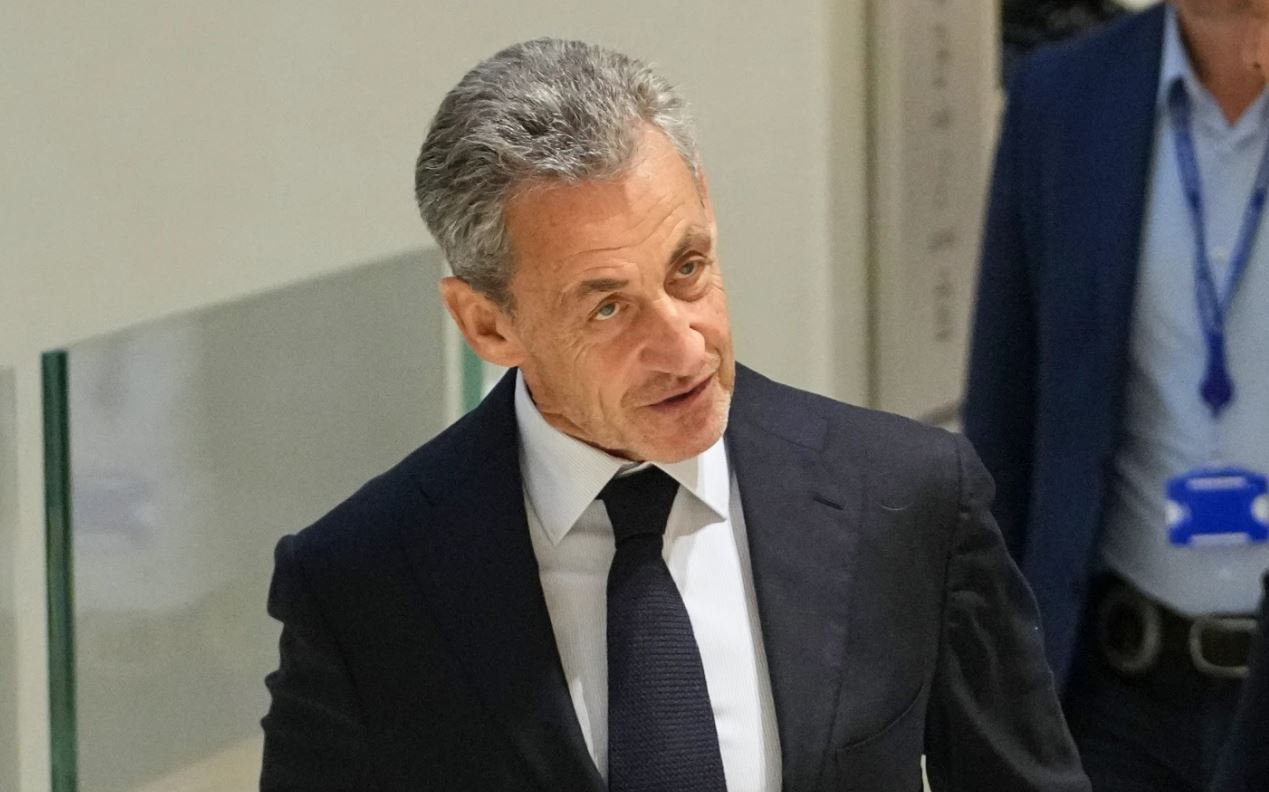 Στη φυλακή La Santé οδηγείται σήμερα ο Ν.Σαρκοζί: Ο πρώην πρόεδρος της Γαλλίας σκοπεύει να ασκήσει έφεση