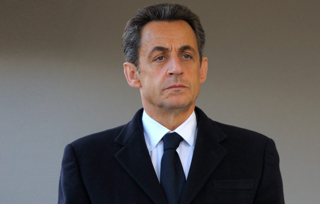 Η ανάρτηση του Ν.Σαρκοζί πριν μπει στο κελί: «Είμαι αθώος, δεν ζητώ κανένα πλεονέκτημα και καμία χάρη» (βίντεο)