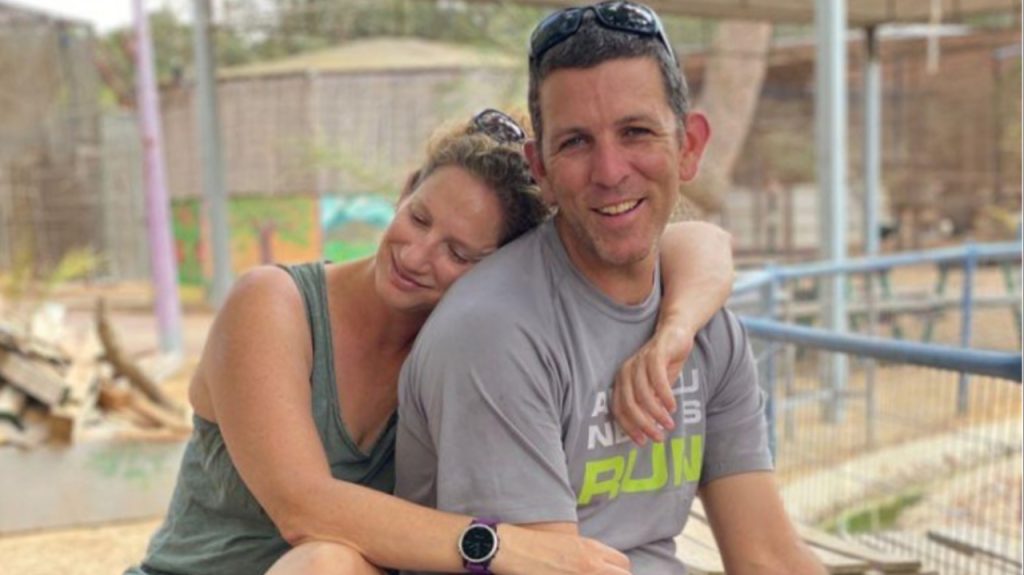 Η Χαμάς παρέδωσε στο Ισραήλ τη σορό του 41χρονου ομήρου Ταλ Χάιμι – Σκοτώθηκε στο κιμπούτς Νιρ Γιτζάκ (φώτο-βίντεο)