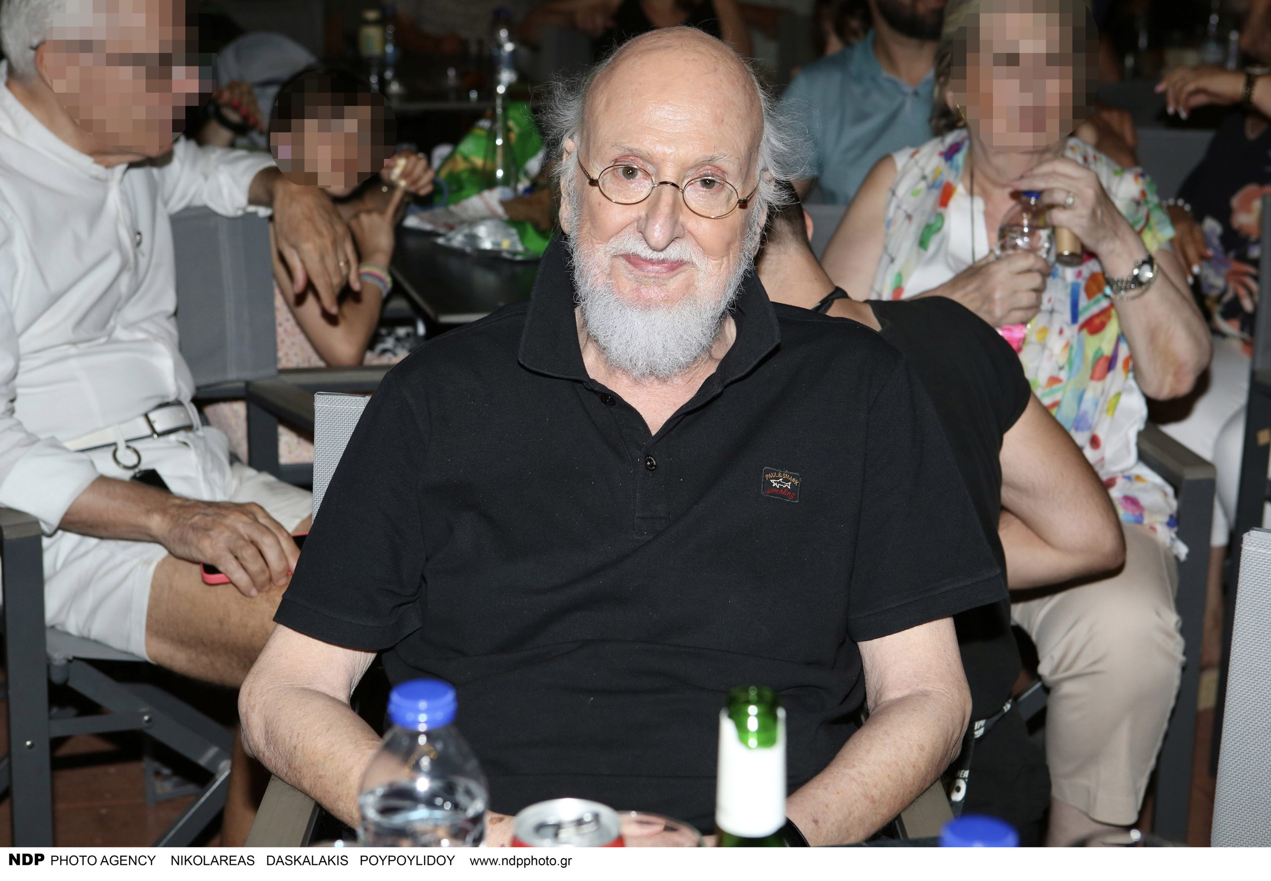 Δημοσία δαπάνη η κηδεία του Δ.Σαββόπουλου στο Α’ Νεκροταφείο Αθηνών