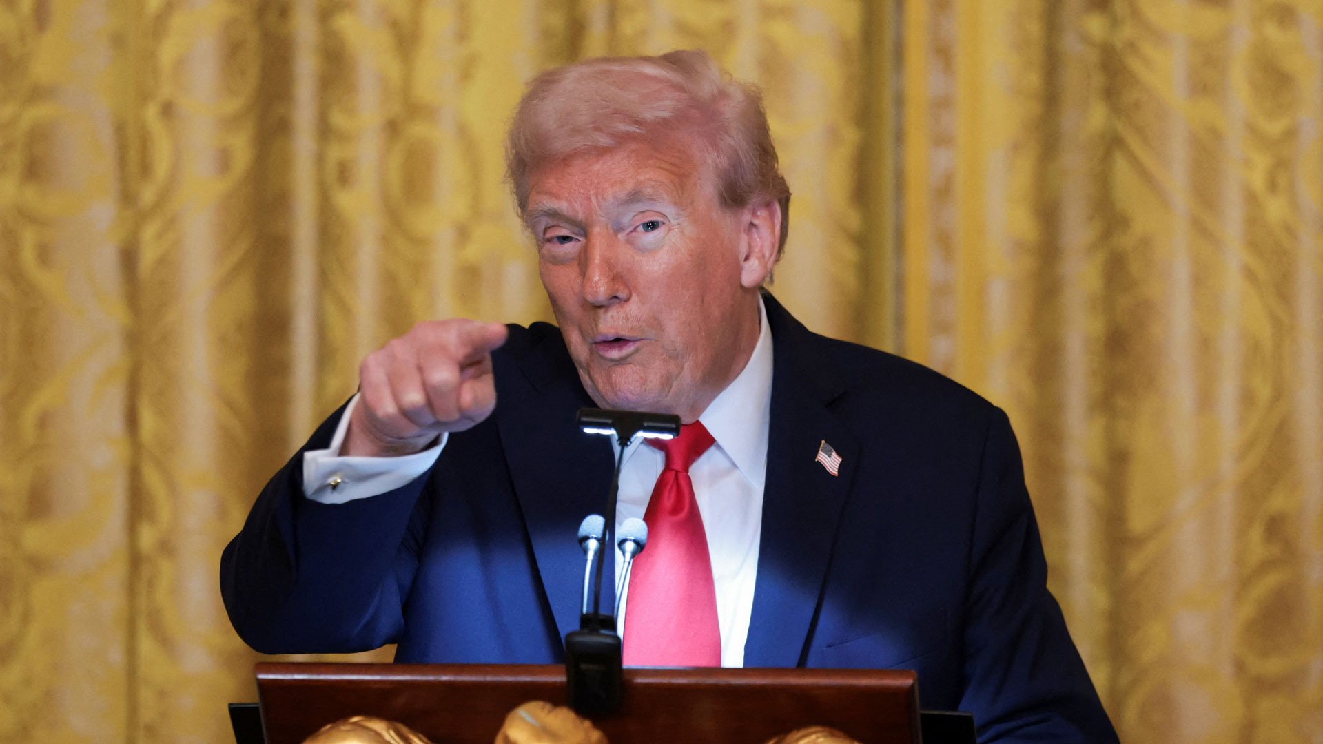 Ν.Τραμπ για αναβολή συνάντησης με Β.Πούτιν: «Δεν θέλω να χαραμίσω χρόνο» (βίντεο)