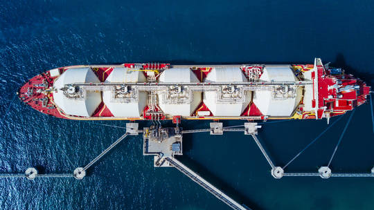 Συνεχίζονται οι προμήθειες πετρελαίου από τη Ρωσία στην Ινδία