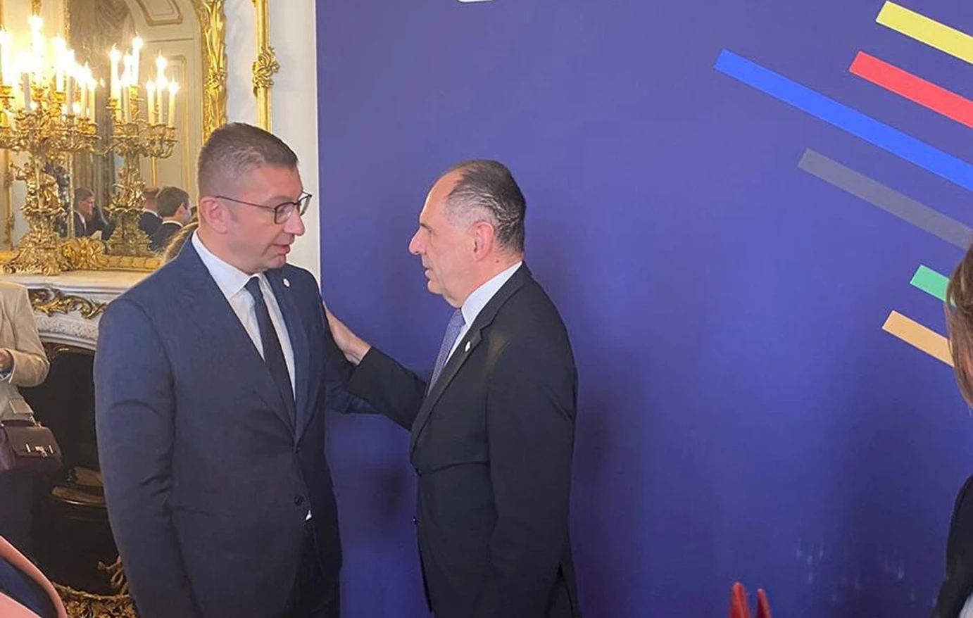 Θερμή συνάντηση Γ.Γεραπετρίτη με τον Σκοπιανό Χ.Μιτσόσκι στο Λονδίνο