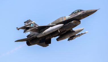 Θεσσαλονίκη: Για πρώτη φορά θα πετάξει F-16 Viper στην παρέλαση – Ποιος θα είναι ο πιλότος