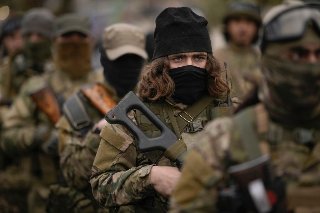 Ο Στρατός της Συρίας επιτέθηκε σε ένοπλη ομάδα Γάλλων ισλαμιστών μετά την απαγωγή ανήλικου κοριτσιού (βίντεο)