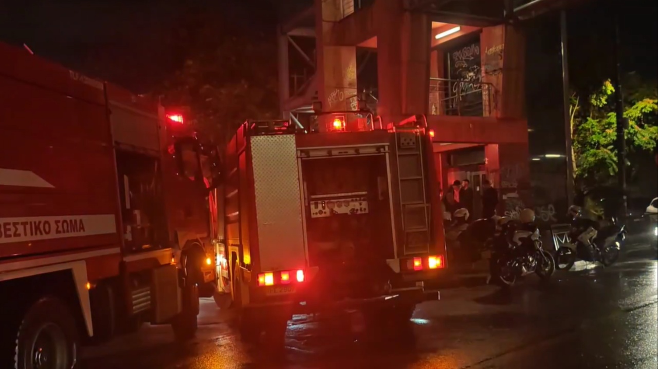 Φωτιά στα Jumbo Αμαρουσίου από αυτοσχέδιο εμπρηστικό μηχανισμό με γκαζάκια