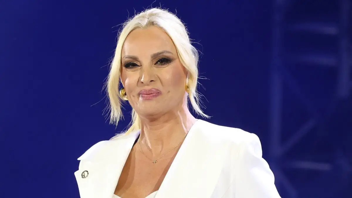 Η Π.Ζήνα αποκάλυψε πως δεν ήθελε να γίνει τραγουδίστρια: «Κάποιοι άλλοι το επέλεξαν»