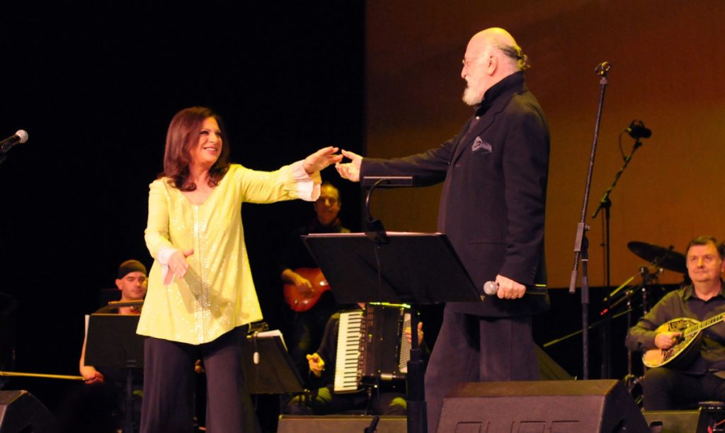 Χ.Αλεξίου για τον Διονύση Σαββόπουλο: «Είναι τεράστιο το πένθος για την απώλειά σου λατρευτέ μας» (φωτο)