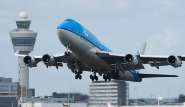 Άμστερνταμ: Το αεροδρόμιο Σίπχολ ακύρωσε δεκάδες πτήσεις λόγω επικείμενης καταιγίδας