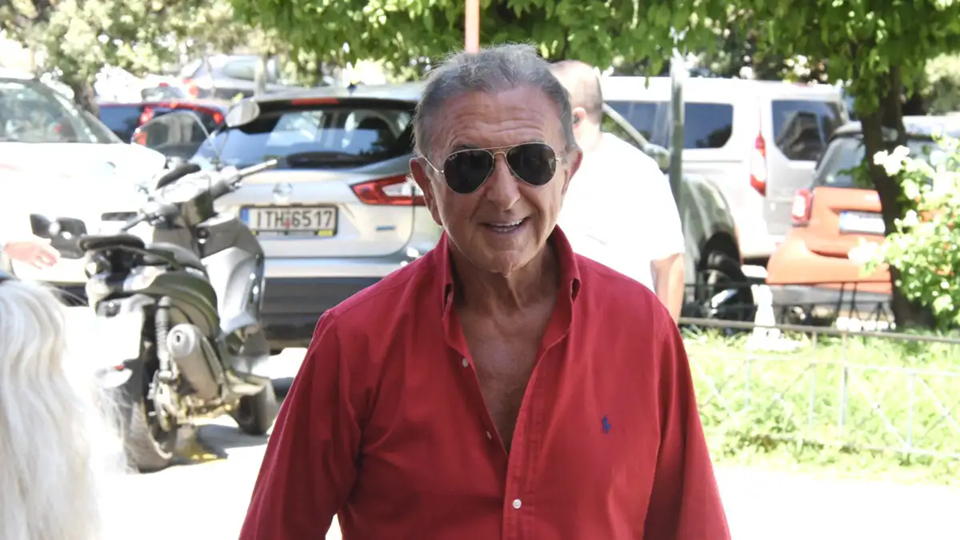 Έκαναν έξωση στον Α.Παπαργυρόπουλο από το σπίτι του στη Γλυφάδα: «Αλλάξανε τις κλειδαριές χωρίς να με ειδοποιήσουν»