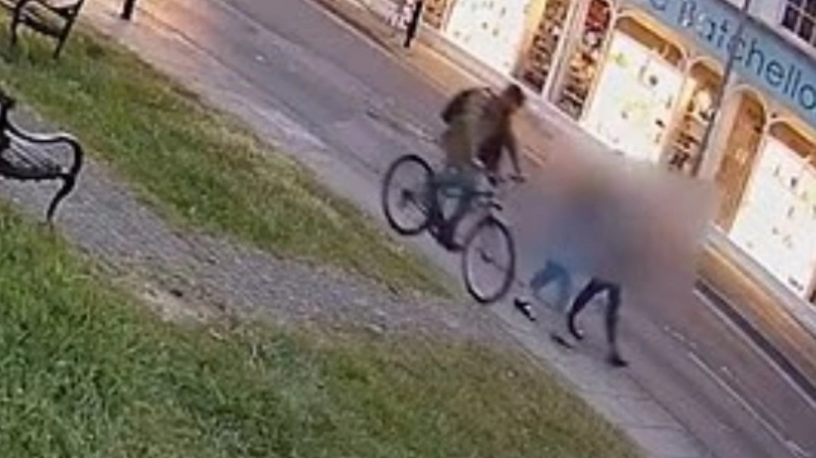 Βρετανία: Η στιγμή που 26χρονος Σύρος παρενοχλεί γυναίκες σε κεντρικό δρόμο στο Λονδίνο – Δείτε βίντεο