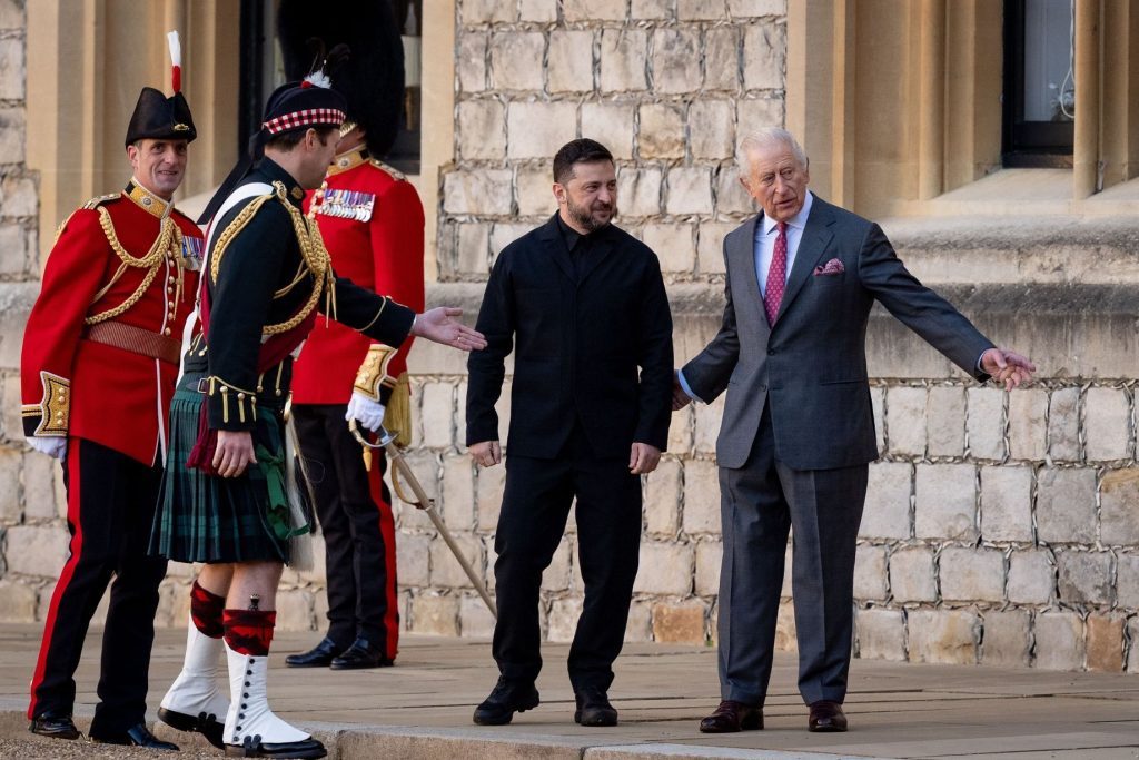 Β.Ζελένσκι: Έφτασε στο Ουίνσδορ η χάρη του – Συναντήθηκε με τον βασιλιά Κάρολο