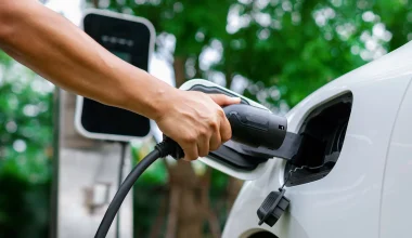 Λος Άντζελες: Επιδημία οι κλοπές καλώδιον φόρτισης ηλεκτρικών αυτοκινήτων – Είναι πολύτιμα για τον χαλκό