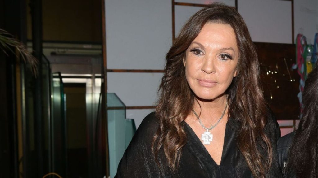 Βάνα Μπάρμπα: «Με πρόδωσαν οι δικοί μου άνθρωποι – Εκεί οφείλεται το εγκεφαλικό μου» (βίντεο)