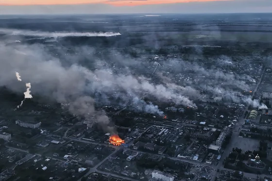Βίντεο: Το κέντρο του Βολτσάνσκ έχει καταστραφεί ολοσχερώς