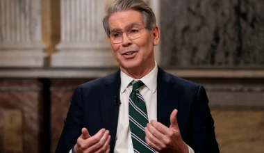 Ο Αμερικανός υπουργός Οικονομικών ανακοίνωσε συμφωνία – πλαίσιο για τις σπάνιες γαίες με την Κίνα