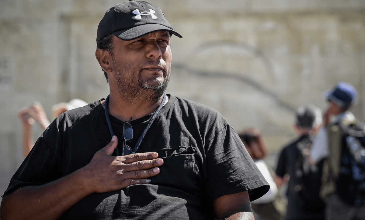 Πάνος Ρούτσι από Σύνταγμα: «Να είμαστε εδώ κάθε βράδυ – Δεν φοβόμαστε – Ζητάμε δικαιοσύνη»