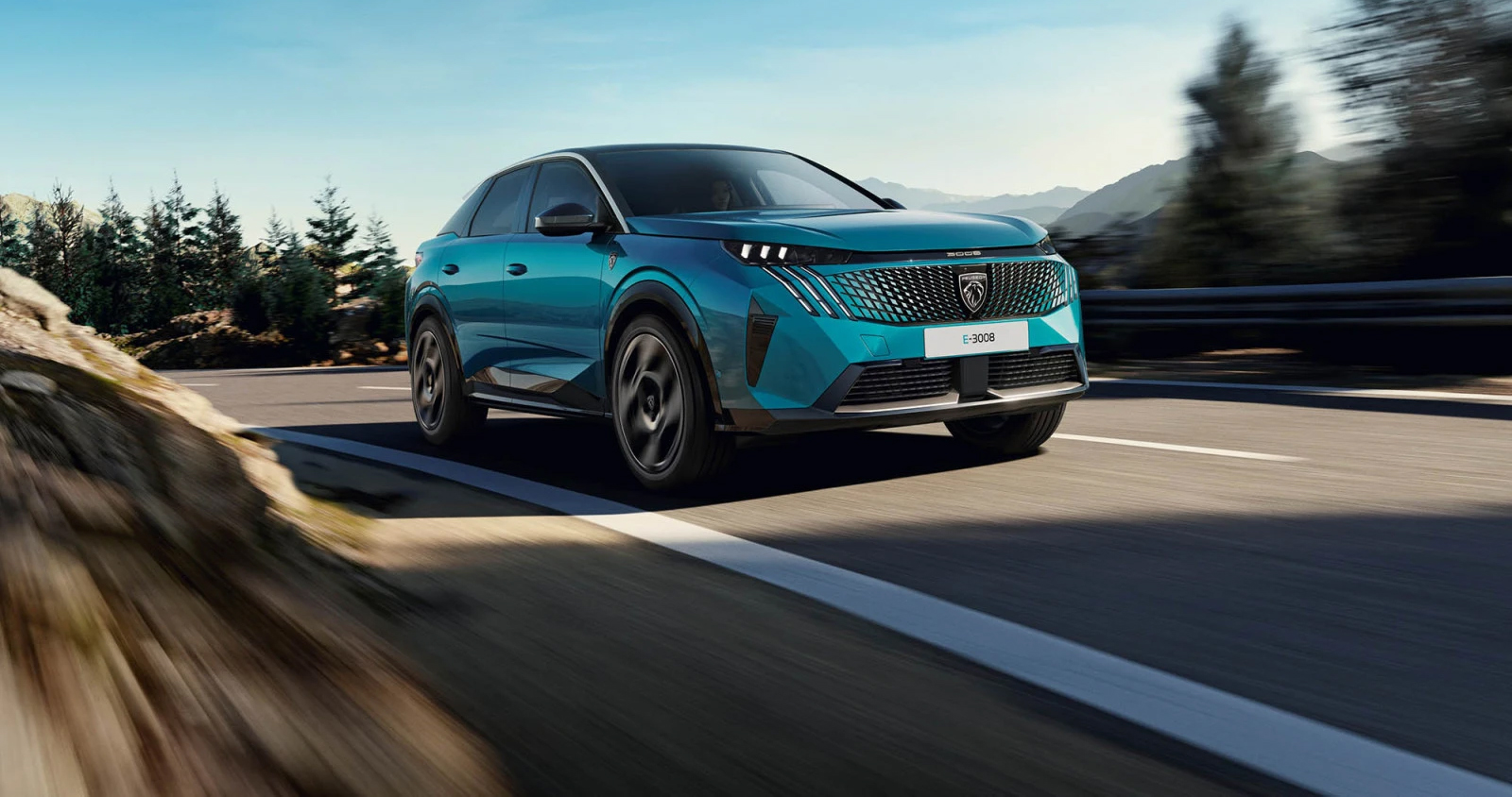 Peugeot: Διαθέσιμο για παραγγελίες το νέο E-3008 Dual Motor AWD 325