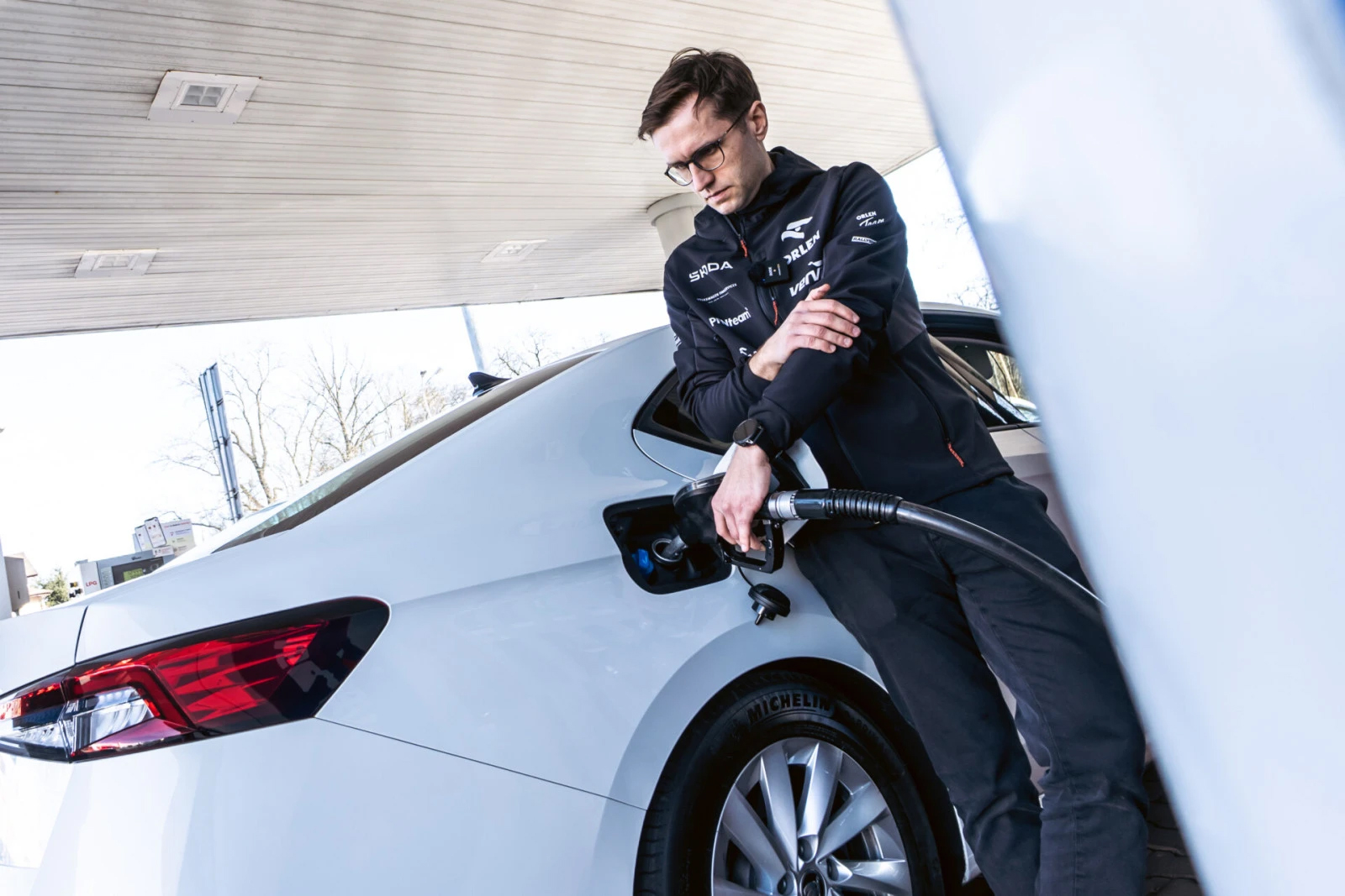 Ποιο αυτοκίνητο διένυσε 2.831 km με ένα ντεπόζιτο;